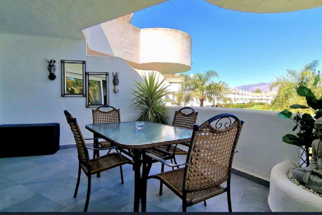 5* Stunning Golf & Sea Apartment Mijas Exteriör bild