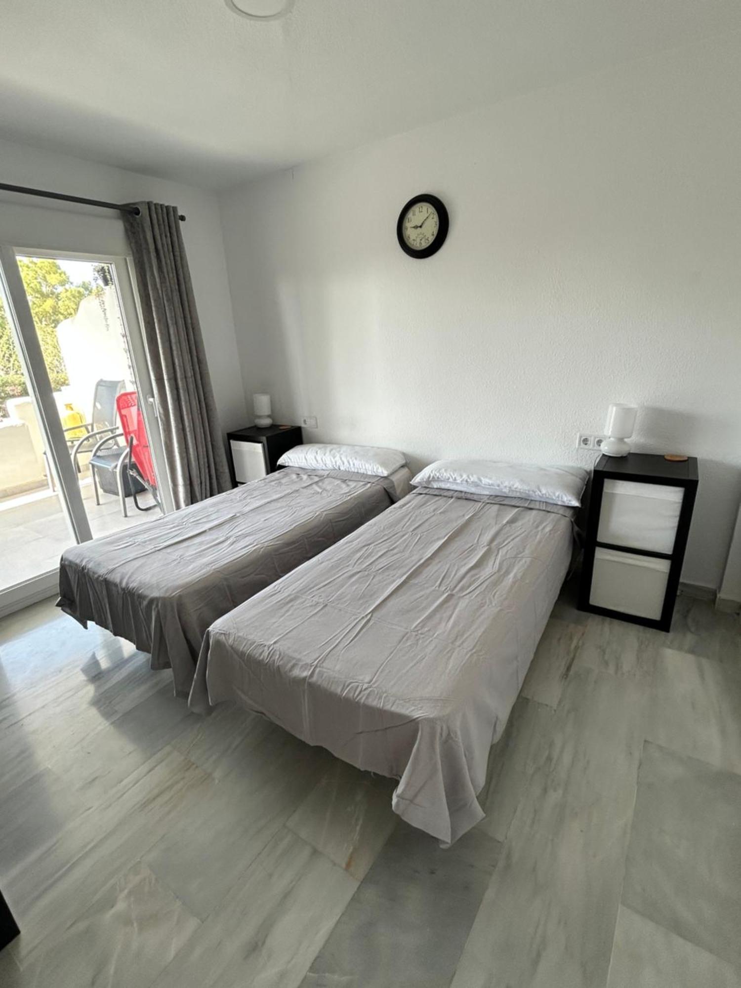 5* Stunning Golf & Sea Apartment Mijas Exteriör bild